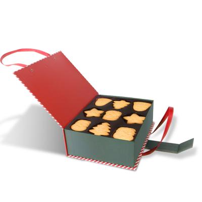 China Glucose Christmas Portable Gift Box Customizable Candy Cookies for sale