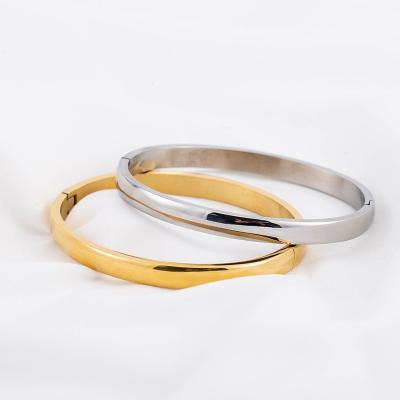 China 6mm Wide Polished 18K Gold Plated Bracelets 6mm Wide Polished 18K Gold Plated Bracelets Circle Geometric Weighted Bracelets For Women Plain Minimalist Stainless Steel Jewelry for sale