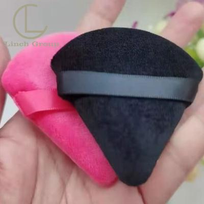 China Logo Beauty Puff Triangle Pizza Sponge Puff Customized By Latex for sale