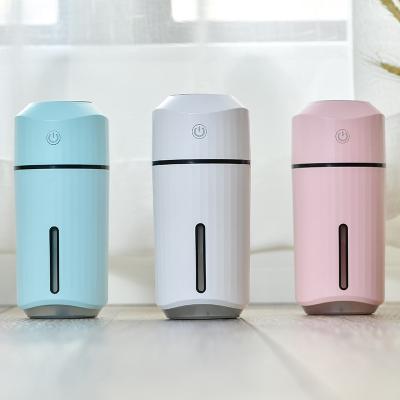 China Mini USB Portable Wholesale Ultrasonic Humidifier Moisturizer Air Aroma Essential Oil Diffuser With Color Changing Night Light for sale