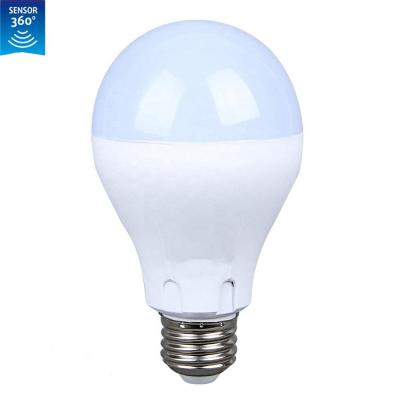 China Smart Led E27 Hallway Microwave Hotel Hallway Induction Radar Lamp Indoor Motion Sensor Light Bulbs Smart Bulb Light for sale