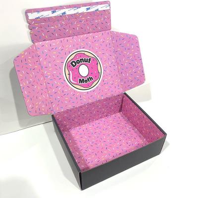 China Klappbares Wellpappe Bäckerei Mondkuchen Verpackung Geschenkbox Custom Logo zu verkaufen