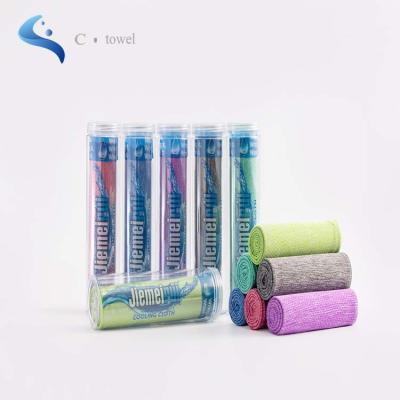 China Child-Proof 100% polyester hot sell cooling towel quick dry digital print beach sand cooling towel for sale