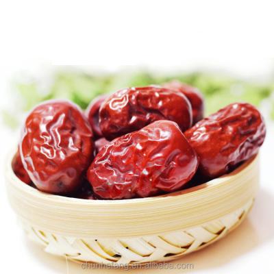 China Dried Sweet Red Jujube Xinjiang Hetian Red Dates for sale