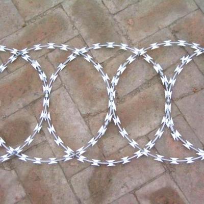 China Compact And Streamline Structure Razor Barbed Wire GTS Galvanized Sharp Barbed Wire for sale