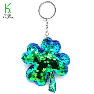 China Wholesale Sequin Four Leaf Clover Factory Glitter Sequin Keychain Keychain Gifts For Women Charm Car Bag Accessories Key Chain for sale