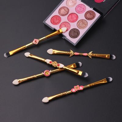 China Fan Sweep Japanese Anime Double Eyeshadow Brush Main Stick Sponge Cardcaptor Sakura Kinomoto Costume Makeup Brush for Women Girls for sale