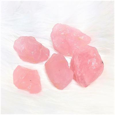 China China Crystal Stone Raw Rose Quartz Rough Natural Wholesale Crystal Quartz Healing Rough Mineral for sale