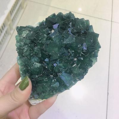 China Wholesale Natural Green Fluorite Crystal Cluster Decoration Crystal Raw Mineral Specimen from China for sale