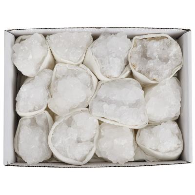 China Wholesale Natural Set of Crystal Cluster Agate Geode Box Europe Agate Crystal Geode White Crystal Cave for sale