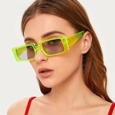 China Fashion Sunglasses 2022 Fashionable Wide Women's Candy Frame Sunglasses New Arrivals Retro Color Square Luxury Sun Glasses for sale