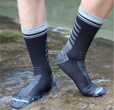 China Trekking / Hiking / Skiing Outdoor Sport / Outdoor Sports Socks Breathable Waterproof Wool Hiking Socks for sale