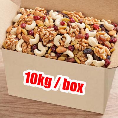 China OEM Decaf Wholesale Box Full of Multi-Flavored Mixed Nut Snacks Mix Nuts and Fruits Dry Food for sale