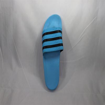 China Light Blue Comfy House Slippers Rubber Adult Home Bedroom Slides Slippers For Man Slippers Men Outdoor Slides for sale