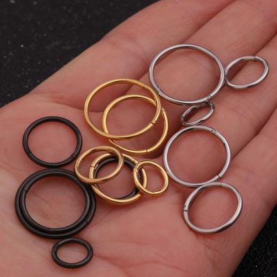 China 2020 Punk Hot Sale 3 Colors Fashion Jewelry Cheap Unisex Mini Hoop Stainless SteelNose Piercing Earrings For Men for sale