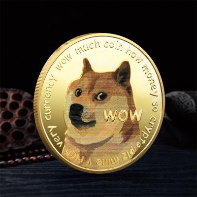 China China New Design Gold Cardboard Cute Dog Metal Mount UV Printing Silver Plated Doge Challenge Animal Coins for sale