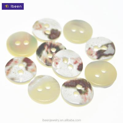 China Wholesale 16L Dry Cleaning Two Holes Around Trocas Shell Button Natural for sale