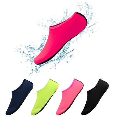 China New Unisex Anti Slip Diving Diving Swimming Shoes Summer Water Shoes Beach Aqua Shoes Men Quick Dry Rising Beach Slippers Sandals for sale