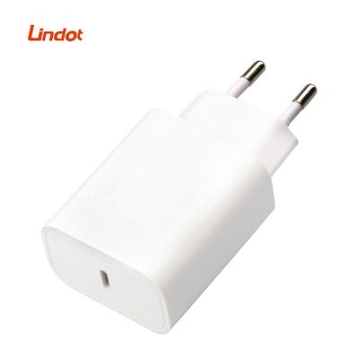 China Hot Selling PD 20W single port mobile phone cherger C type for mobile phone AC to DC fast charger for sale