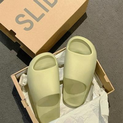 China Cushioning Slides Gold Seller Desert Sand Bone Yezzy Foam Yeezy Runner With Box Logo Core Tan Orange Blue Women Men Yeezy Slides for sale