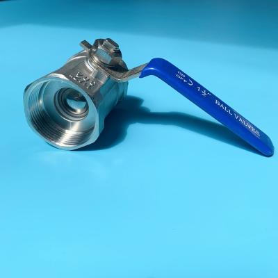 China 316 Stainless Steel CF8M METUC 2PC Female Thread General 1000 Ball Valve With Handle Lock for sale