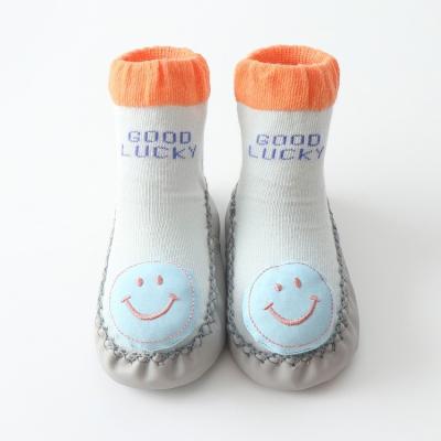 China 2022 New Arrival Anti-Fault Socks With Soles For Kids Socks For Kids Baby Socks Rubber Soles for sale