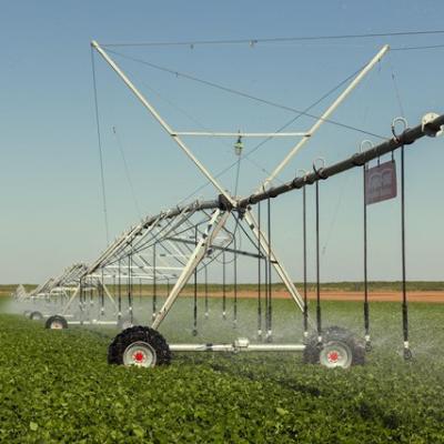 China 2022 Hot Sale China Rainfine Irrigation Best Automatic Working Central Pivot Irrigation System for sale