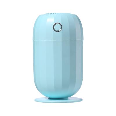 China Car USB Mist Humidifier Cool Spray Moisturizing Ultrasonic Mini Air Humidifier with Night Warm Light for sale