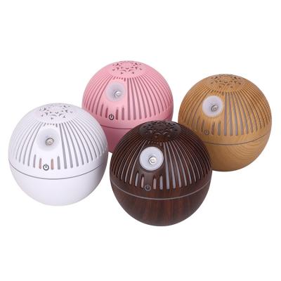 China Aromatherapy / Led Lightweight Portable Wooden LED Diffuser 130ml USB Essential Oil Mini Ultrasonic Humidifier for sale