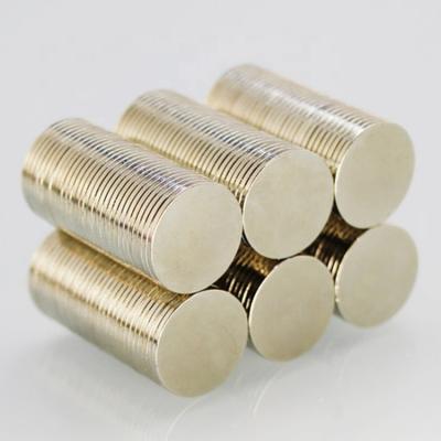 China Industrial Circular Magnet D15*1 Mm NdFeB Rare Earth Material Neodymium Magnetic Disc Magnetic for sale