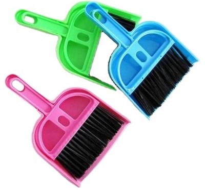 China A1506 Viable Mini Desktop Brush Cleaning Brush Keyboard Brush With Small Dustpan Broom Suit for sale