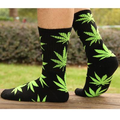 China Viable Custom Design Pot Leaf Weed Crew Socks, Marijuana Leaf Crew Socks, Marijuana Weed Pot Crew Socks for sale