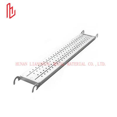 China 210x45mm Scaffolding Metal Planks Catwalk With Hook Customized for sale