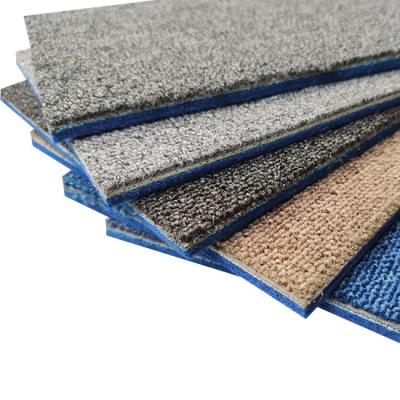 China Washable Non Woven Standby Desk Mat Tile Backing PVC Backing 50*50cm PP Carpet Tiles Stock for sale