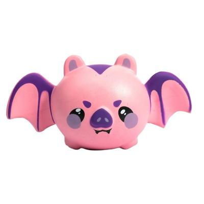 China Toy Hot Sale Halloween Anti Stress Bat Promotional Toy Halloween Party Squishy Squishy Ball for sale