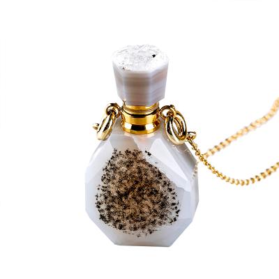 China FASHIONABLE Natural Stone Essential Oil Diffuser Aromatherapy Necklace Pendant Perfume Pendant Necklace For Women for sale