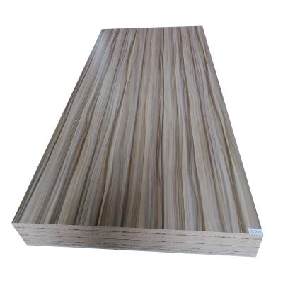 China Moisture Proof 4 x 8 Melamine Laminated MDF Board 16mm Mansonia White Color Laminated Melamine MDF Board for sale