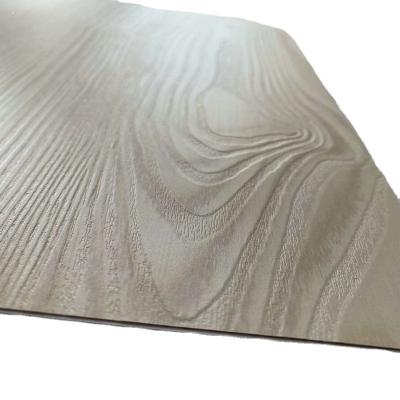 China 18mm Moisture Proof Synchronize MDF Board Embossed Melamine MDF Sheet For Making Funiture for sale