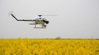 China HANHE acobardó agricultura aérea de los vehículos con los tanques máximos del pesticida del pesticida 15KG (7.5x2) en venta