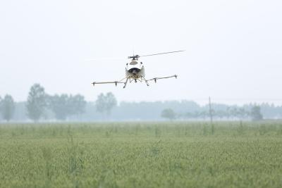 China Helicopter Ag Spraying / Agricultural Spraying Drones with Flight During 20 Minutes for sale