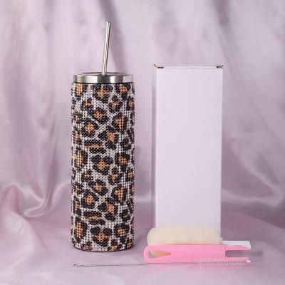 China Personalized 20 Oz Plastic Water Bottle Bling Rhinestone Tumbler Water Bottle With Handle And Straw Screw Lids Double Wall Insulation for sale