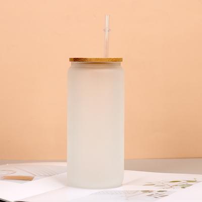 China Drop Resistance Clear Glass Water Bottle Household Borosilicate Glass Coffee Tumbler With Straw Large Capacity 8*15cm Customized Acceptable for sale