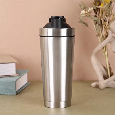 China Protein Shaker Bottle For Protein Mixes Double Wall Vacuum Insulated Stainless Steel Shaker Bottle Small 25oz 739ml BPA Free for sale