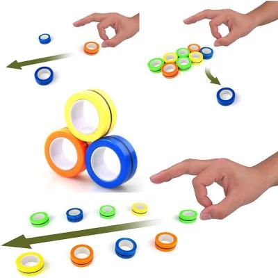 China Amazon 3pcs Plastic Cement Set Magnet Rings Stir Toy For Anxiety Relief Therapy for sale