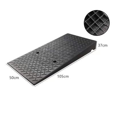 China Durable Road Safety 50*105*37cm Truck Road Restriction Ramp Car Weighted Pressure Restriction Ramp for sale