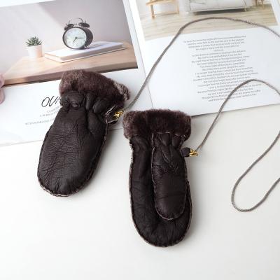 China Wholesale Comfortable Children's Lambskin Fur Sheepskin Work Gloves Boys And Girls Children Winter Solid Color Leather Mitten Gloves for sale