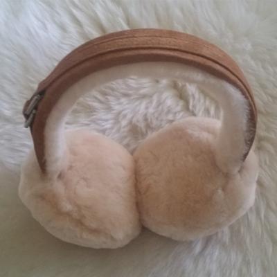 China Warm Winter Ear Muff Ear Covers For Winter Cute Sheepskin Ear Muffs Cheap Price From Factory for sale