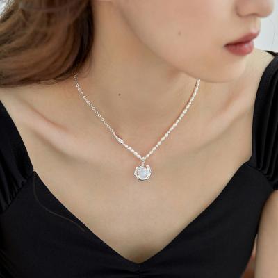 China 2023 FASHIONABLE Designer Gold Plated Women Fashion Jewelry Hot Moon Charm 925 Silver and Nature Pearl Necklace for Opal Pendant Necklaces for sale