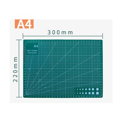 China PVC Stable Custom Size Puzzle Foam Quality Cutting Mat for sale