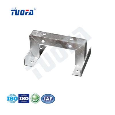 China Wrought Iron Bracket Galvanized for Standard Coil Insulator or Coil Insulator /Galvanized D-iron Bracket Electric Power Fitting for sale